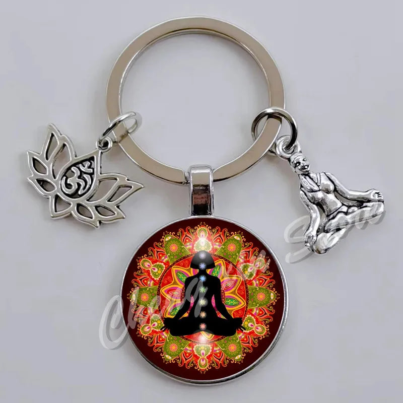 Chakra Mandala Glass Keychain – Indian Buddha Meditation Ornament for Yoga & Spiritual Gifts