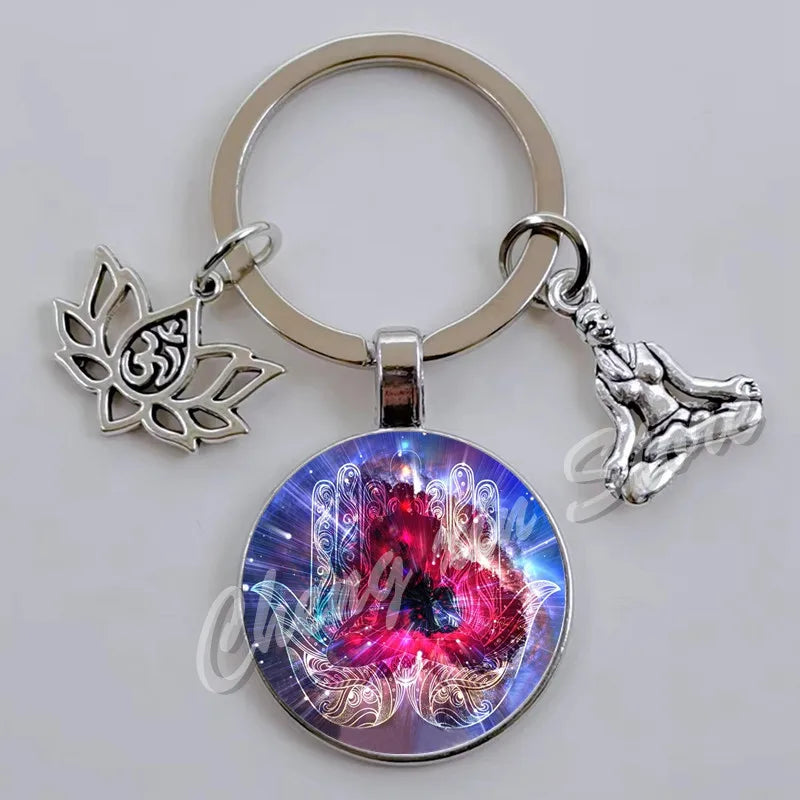 Chakra Mandala Glass Keychain – Indian Buddha Meditation Ornament for Yoga & Spiritual Gifts