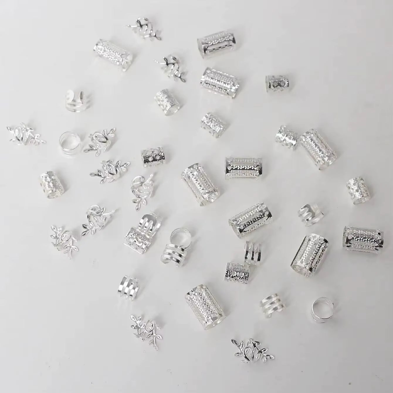 40pcs Mixed Hair Rings Set – Boho Braid Cuffs & Dreadlock Beads for Hair Styling & Festival Vibes