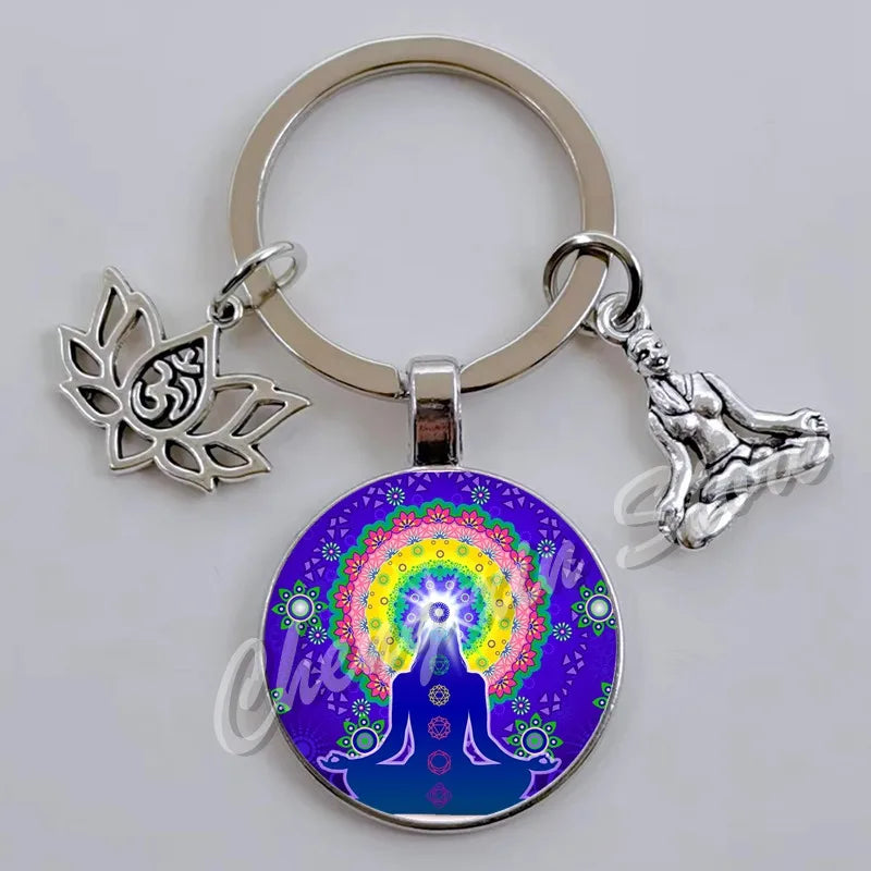 Chakra Mandala Glass Keychain – Indian Buddha Meditation Ornament for Yoga & Spiritual Gifts